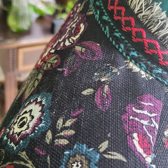 Loft Cropped Blazer - Picture 6 of 8